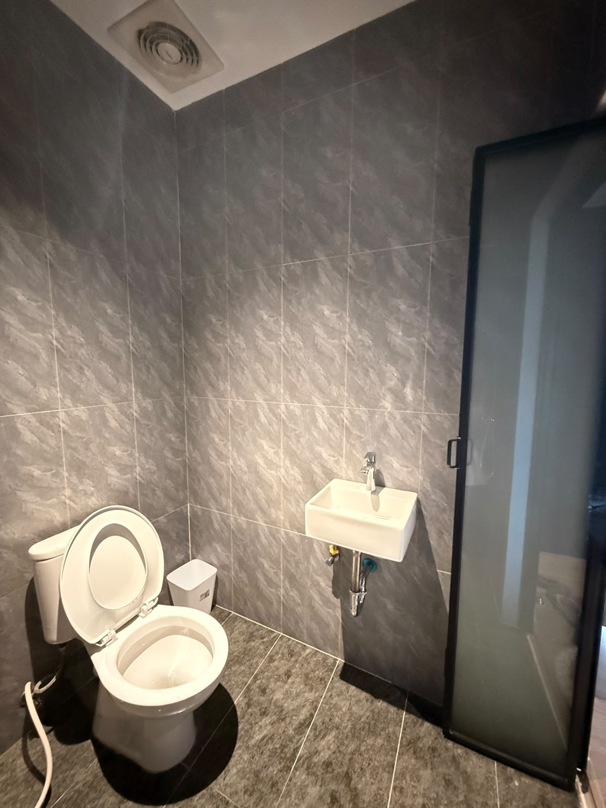 24 Azure Suite | Sewa | Studio | Lantai 5
