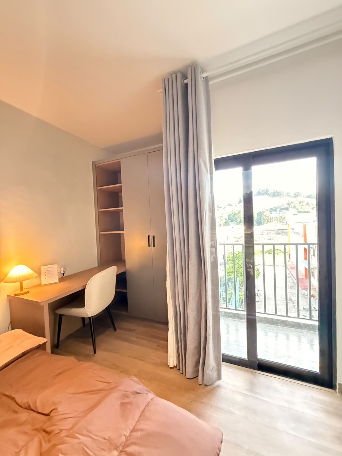 24 Azure Suite | Sewa | Studio | Lantai 5