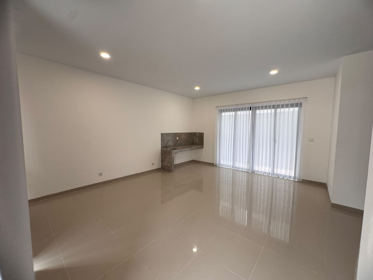 31 Garden Avenue Residence Rosewood | Sewa | 4 Bedroom | 3 Bathroom
