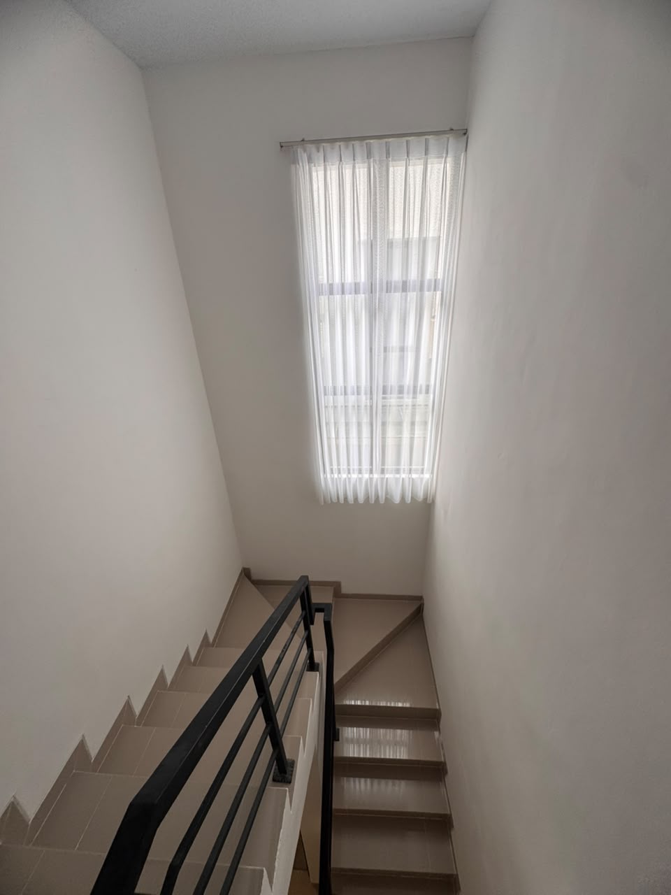 31 Garden Avenue Residence Rosewood | Sewa | 4 Bedroom | 3 Bathroom